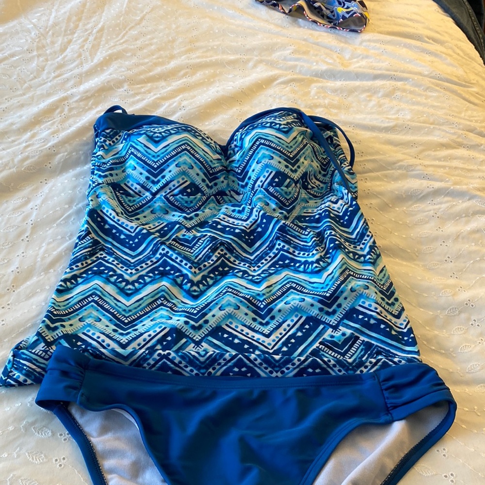 Brand new, never worn tankini set